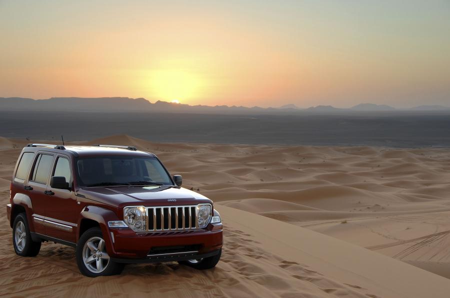  Jeep Cherokee 2008 года  (фото 72 из 161)